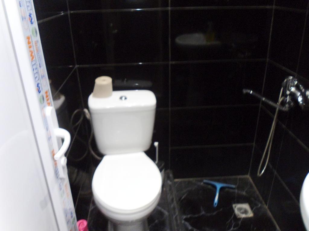 Отель Private House In Батуми Номер фото