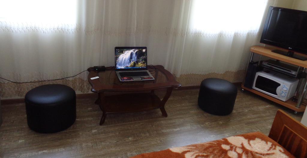 Отель Private House In Батуми Номер фото