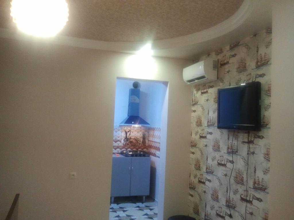 Отель Private House In Батуми Экстерьер фото