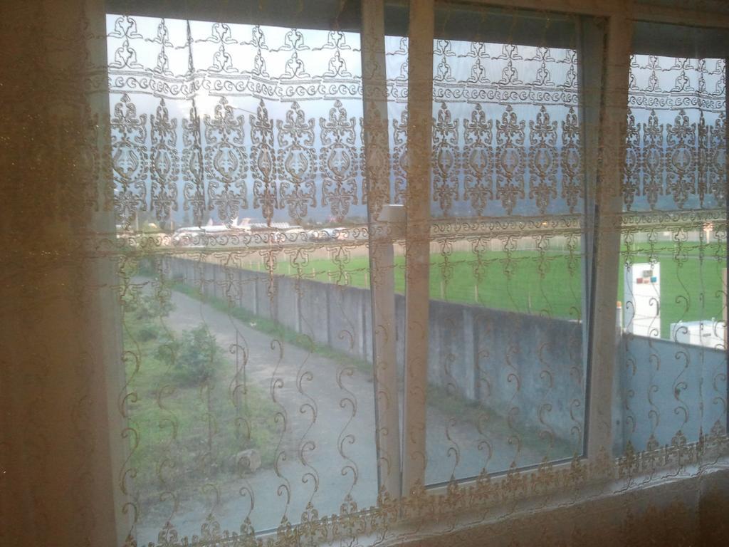 Отель Private House In Батуми Экстерьер фото